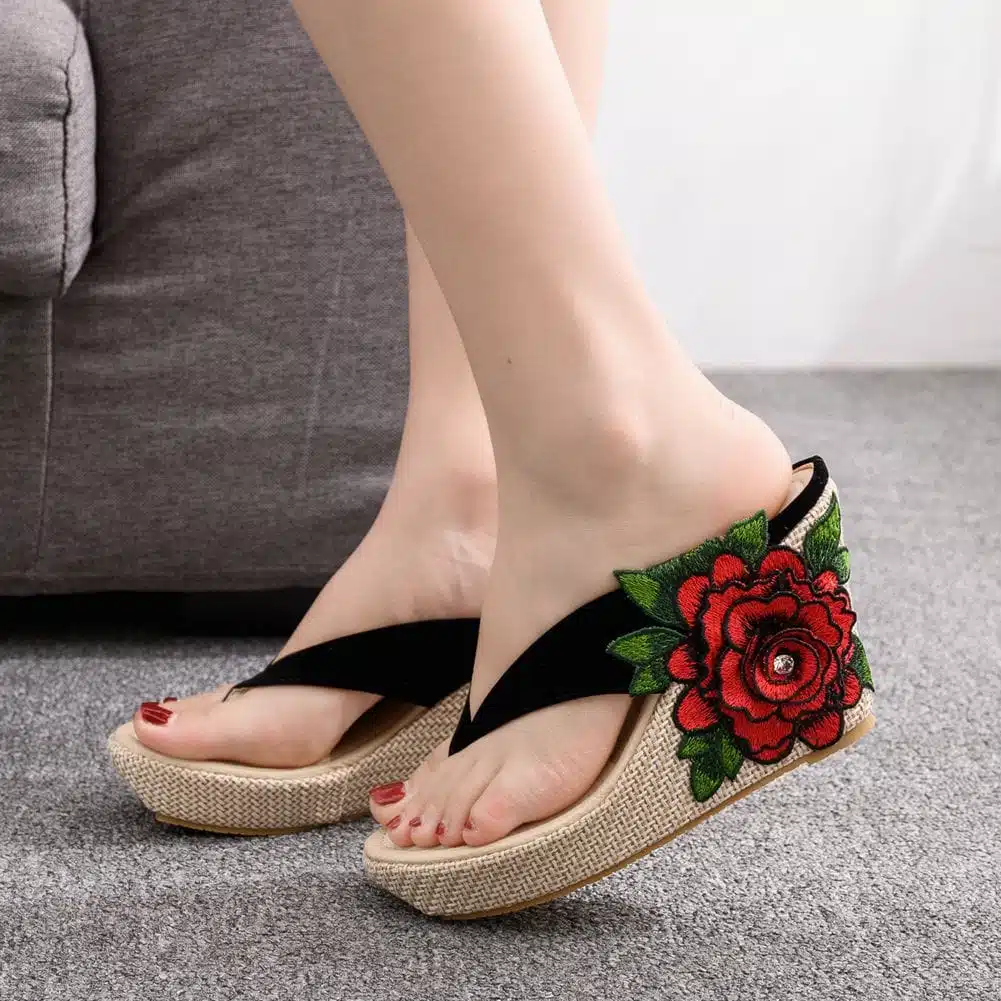 19593367911_1458147335 Flower sandal - Image 1