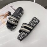 New letter flip flops ins platform sandal - Image 2