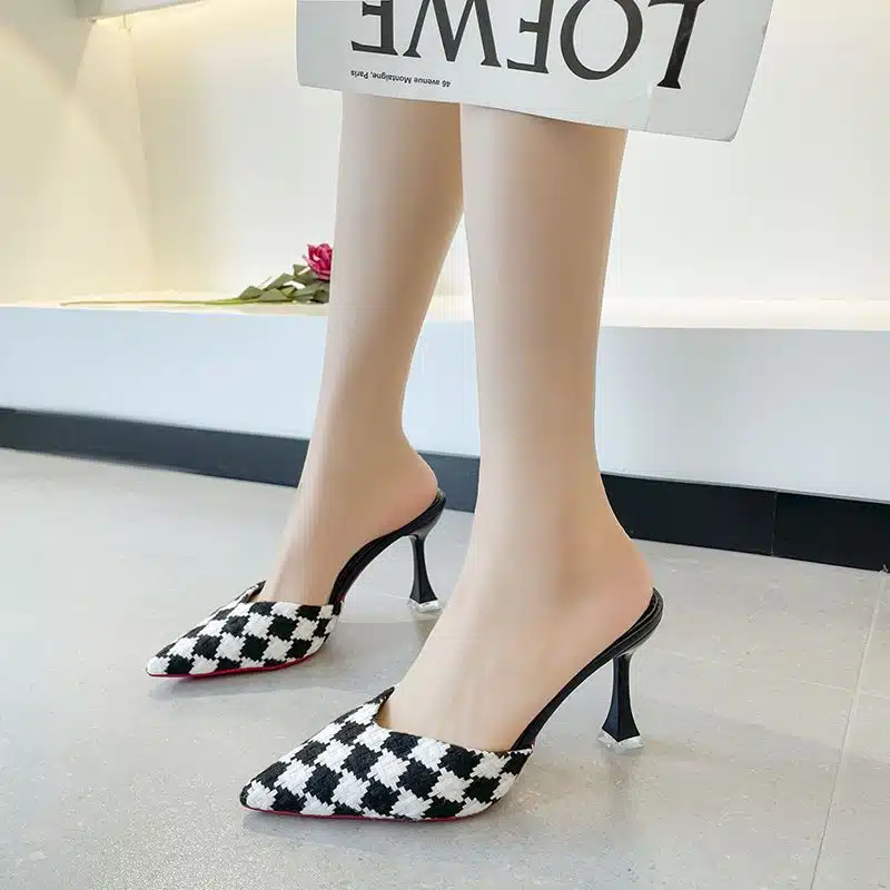 O1CN01N61Ya21j3qUydg6KU_!!2218155404493-0-cib Internet celebrity half-slippers for women - Image 1