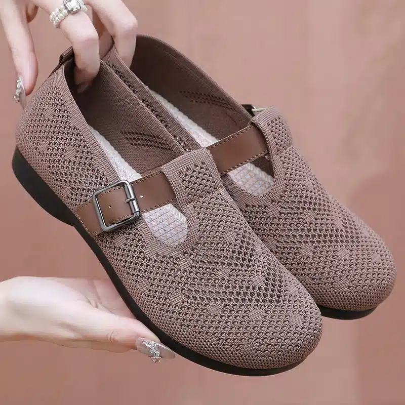 O1CN01RxAbWt1x10dcdTtxn_!!2460326382-0-cib Summer flying woven breathable hollow mesh women's shoe - Image 1