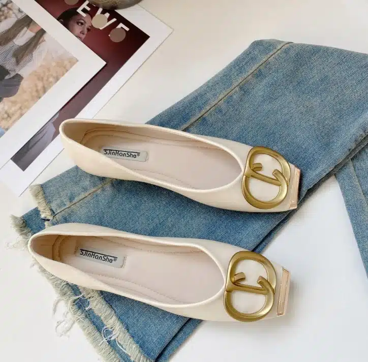 BS1280 - Beige - 36 - 2290 Stock available 36 - Image 1