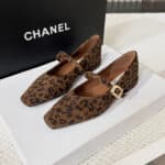 Luxury stylish women shoes